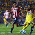 Chivas gana 2-1 a América en el Clásico Nacional en un juego con 16 minutos de compensación