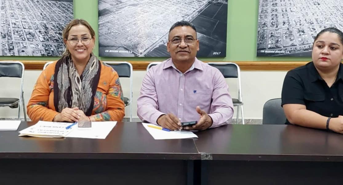 Regidor Demetrio Camarena pide revisar contrato con EMCO