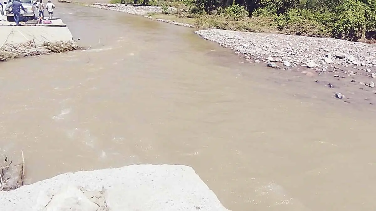 Solicitan puente en San Bernardo