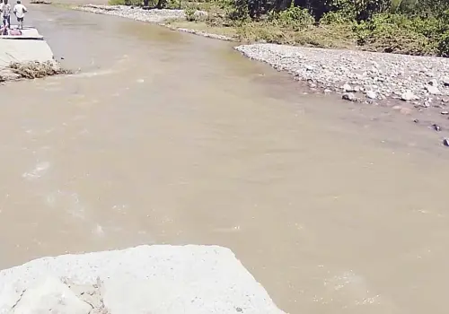 Solicitan puente en San Bernardo