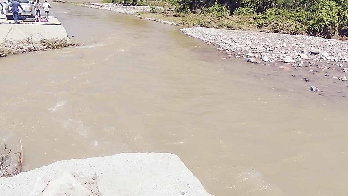 Solicitan puente en San Bernardo