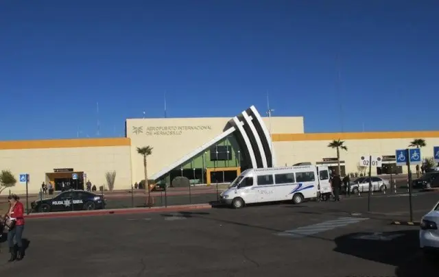 "Este reconocimiento para el Aeropuerto Internacional de Hermosillo refleja la dedicación de nuestro equipo y de GAP por innovar y ofrecer un aeropuerto confiable, eficiente y de calidad. Sabemos que por nuestra terminal transitan a diario miles de pasajeros con necesidades distintas, y estamos atentos a ello mediante una escucha constante", expresó Sandoval Camacho.