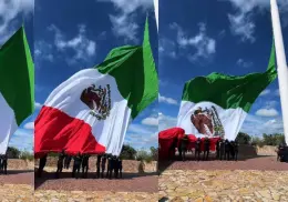 Bandera de México se rasga durante ceremonia previa al Grito de Independencia |VIDEO