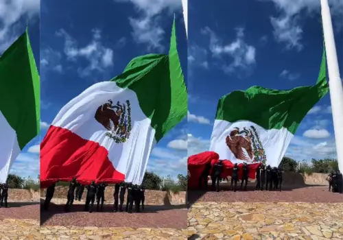 Bandera de México se rasga durante ceremonia previa al Grito de Independencia |VIDEO