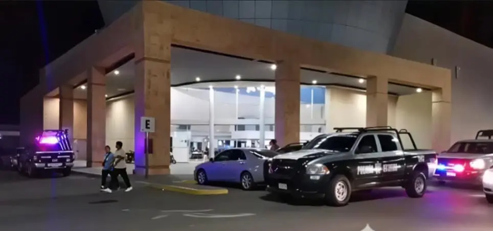 Irrumpen tipos armados en cine de Ciudad Obregón; se llevaron jugoso botín tras amenazar a empleados