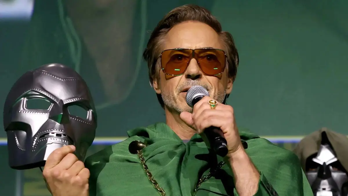 asi se ve robert downey jr como doom