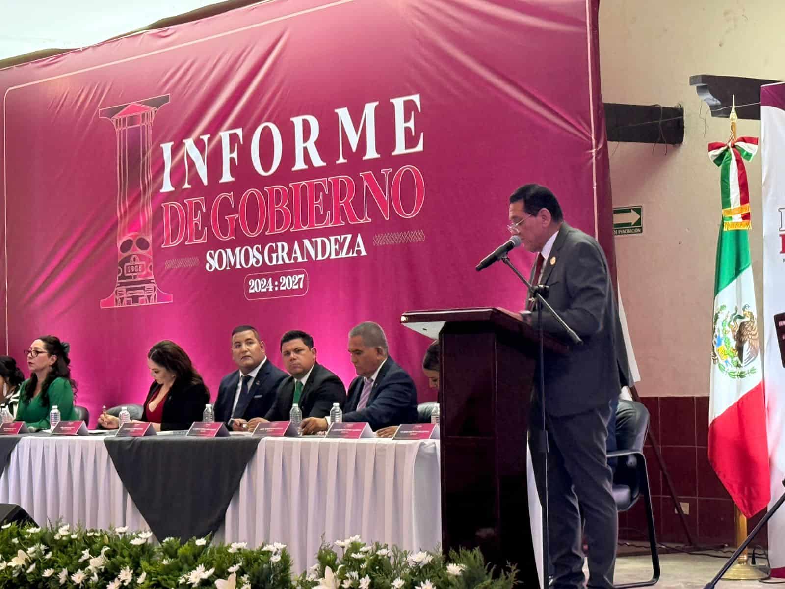 Alcalde de Empalme rinde su Primer Informe de Gobierno