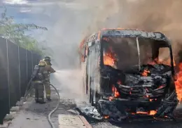 Se incendia camión urbano en Hermosillo