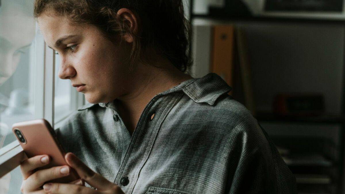 ¿Te sientes mal por lo que ves en redes sociales? Cómo dejar de compararte y enfocarte en tu vida