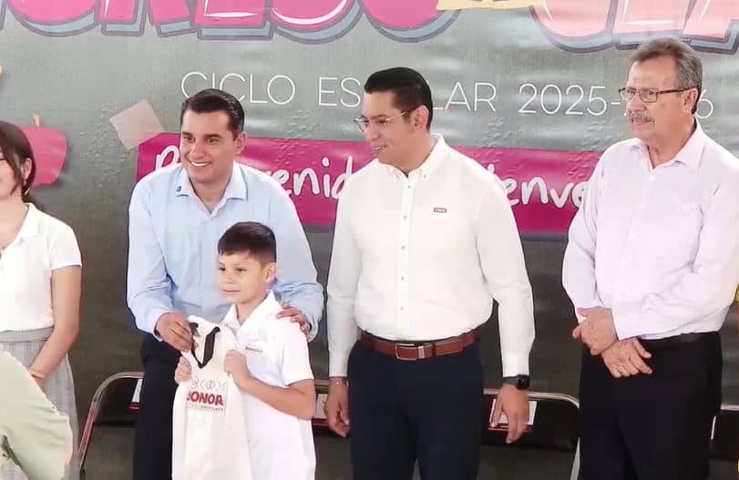 SEC se prepara para complementar estudios con útiles escolares