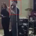 VIDEO | Momento exacto cuando maestro de secundaria fallece mientras cantaba de “A mi manera”