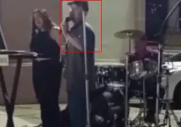 VIDEO | Momento exacto cuando maestro de secundaria fallece mientras cantaba de "A mi manera"