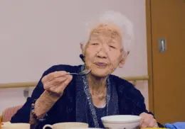 Japón rompe récord mundial con más de 100 mil personas mayores de 100 años