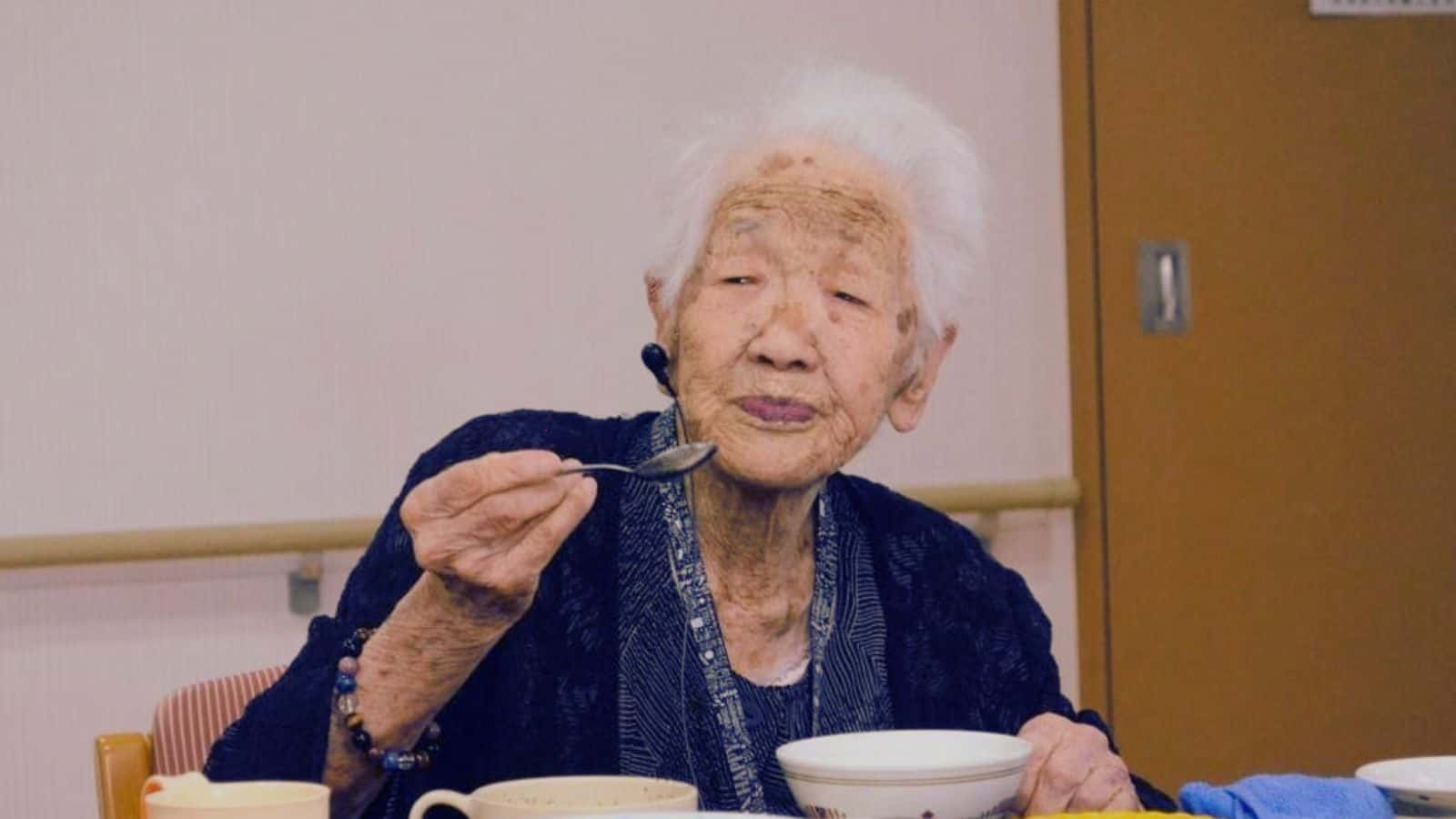 Japón rompe récord mundial con más de 100 mil personas mayores de 100 años