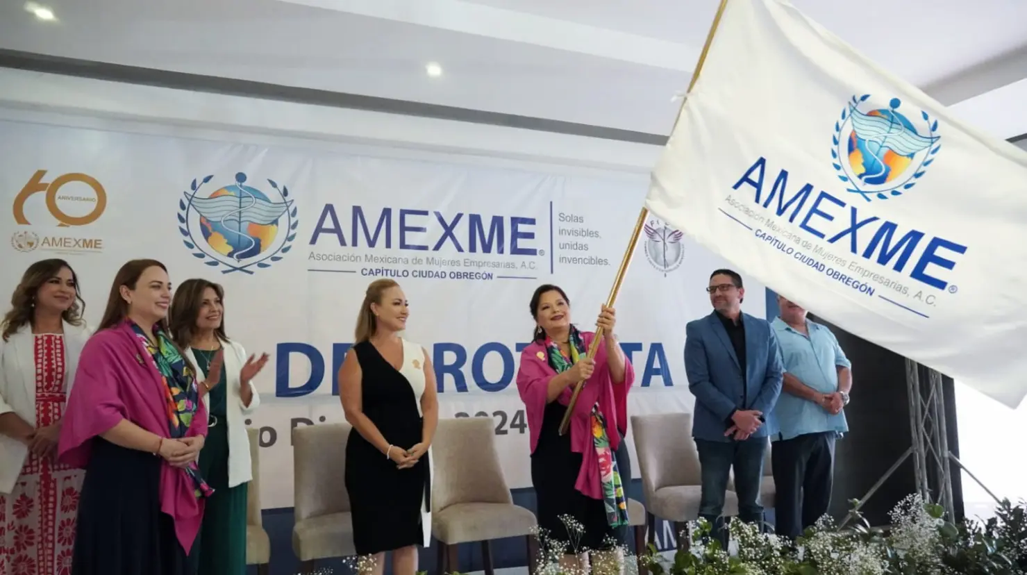 Acompañaron a la presidenta entrante las socias de Amexme, autoridades municipales y representantes de órganos empresariales