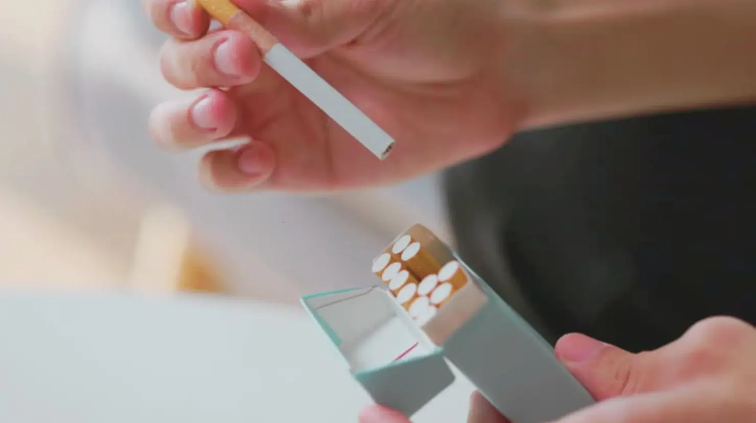 ¿Cigarros a más de 100 pesos? Esto costarán los cigarros en 2026 con el aumento de 30% del IEPS