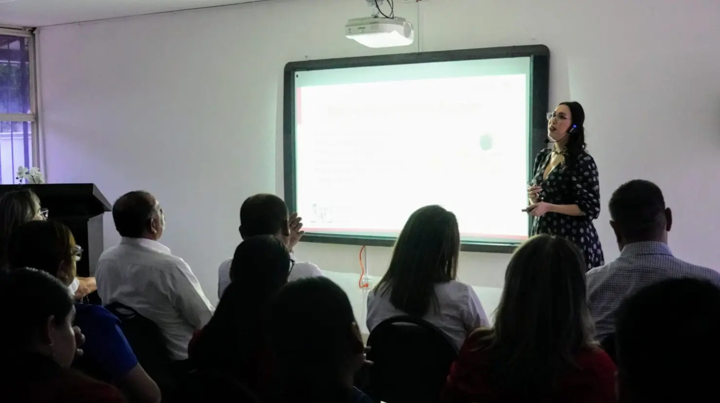 Se han retomado planes de estudio y fortalecido los que se tienen para brindar un servicio más pertinente a la comunidad