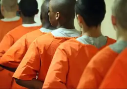 Adolescentes de 14 años serían juzgados como adultos en Estados Unidos