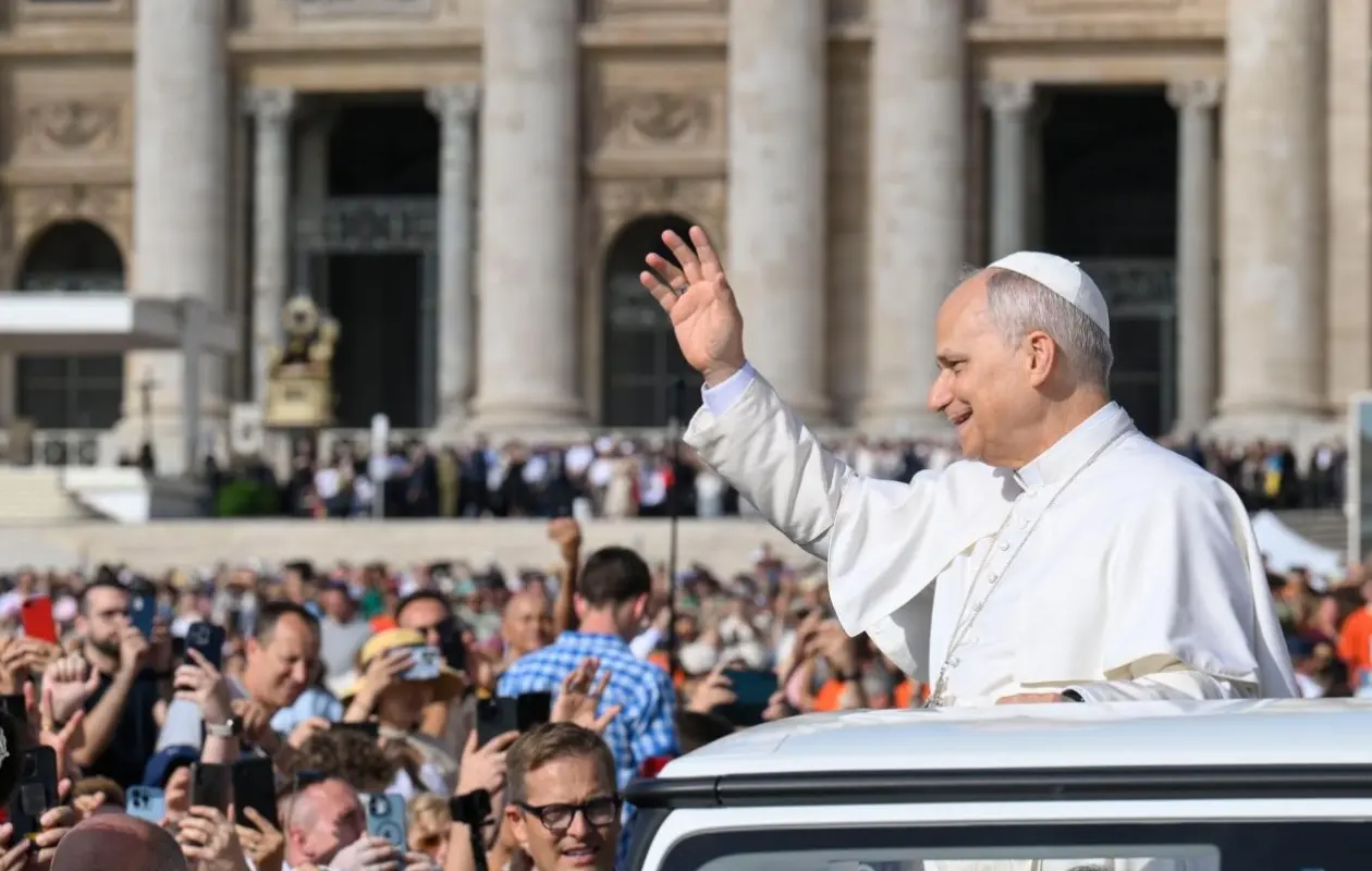 El líder de la iglesia católica reiteró la necesidad de buscar alternativas pacíficas que respeten la dignidad humana.