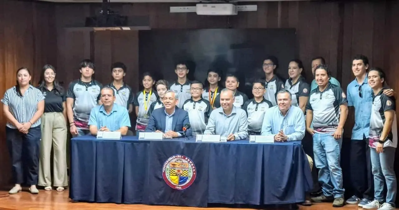 Este evento reúne a alumnos de cuarto grado de primaria a tercero de secundaria de todo el país