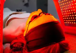 Terapia de Luz Roja para el Acné: ¿Funciona realmente? Esto dice la ciencia