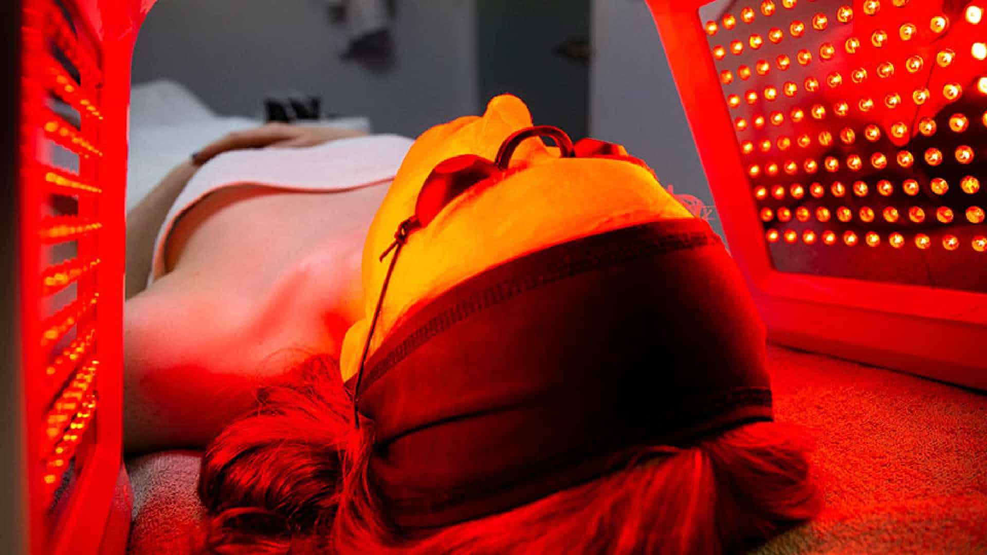 Terapia de Luz Roja para el Acné: ¿Funciona realmente? Esto dice la ciencia