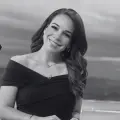 Muere Débora Estrella, conductora de Telediario, tras caer avioneta en la que viajaba