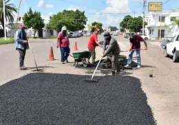 Refuerzan bacheo en Cajeme por lluvias