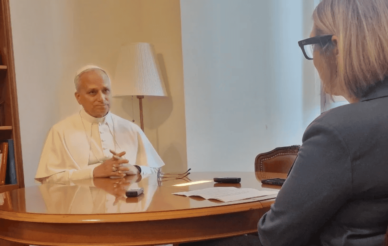 Papa León XIV afirma que es poco probable que Iglesia cambie postura sobre comunidad LGBTQ+