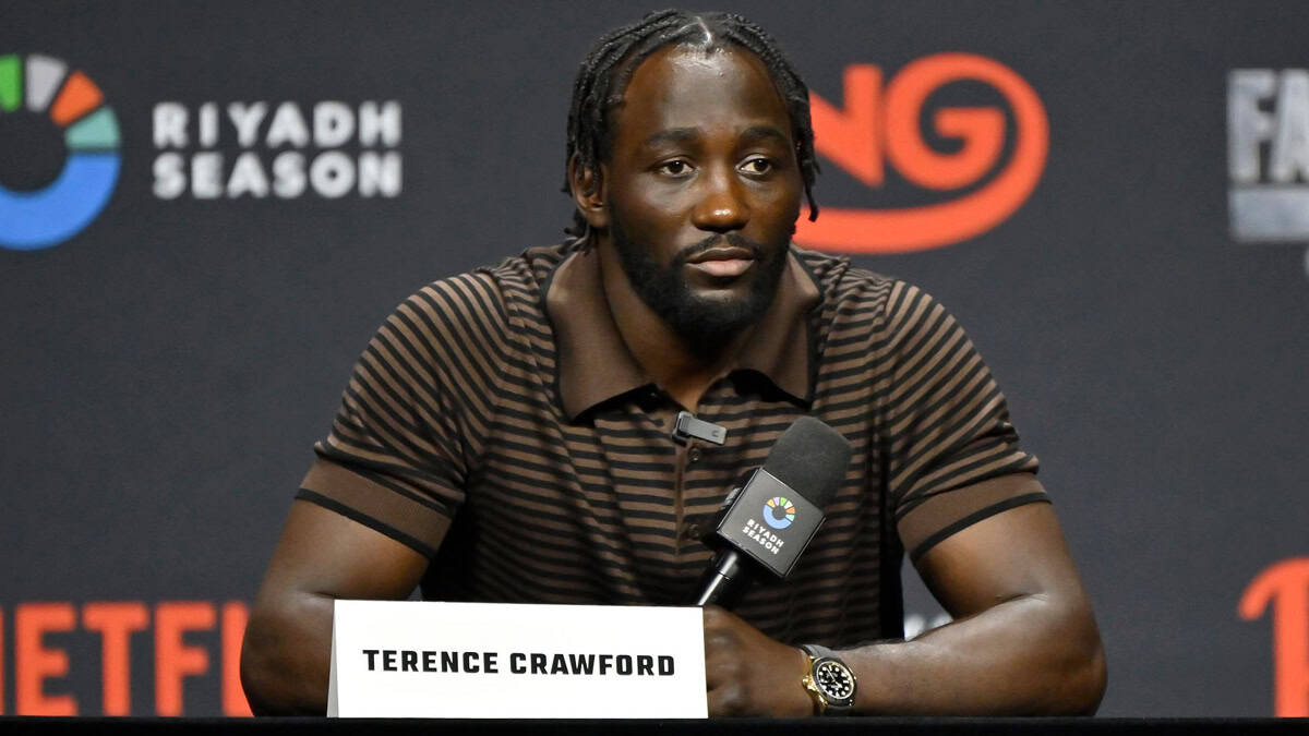 Terence Crawford pierde un título tras vencer a Canelo Álvarez; AMB lo confirma