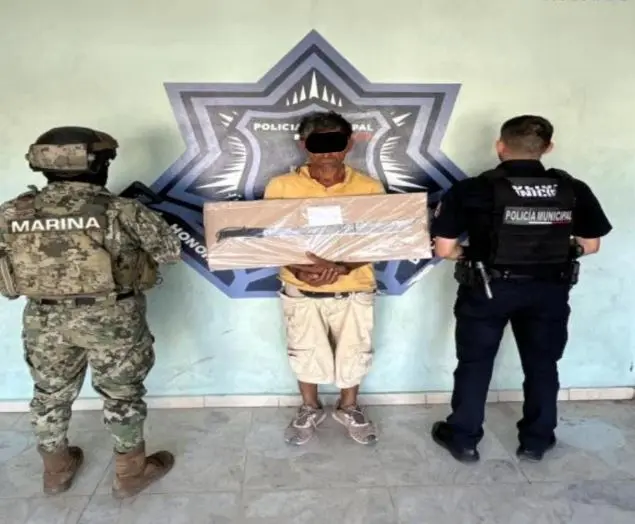 Capturan a hombre armado con machete en Pueblo Yaqui