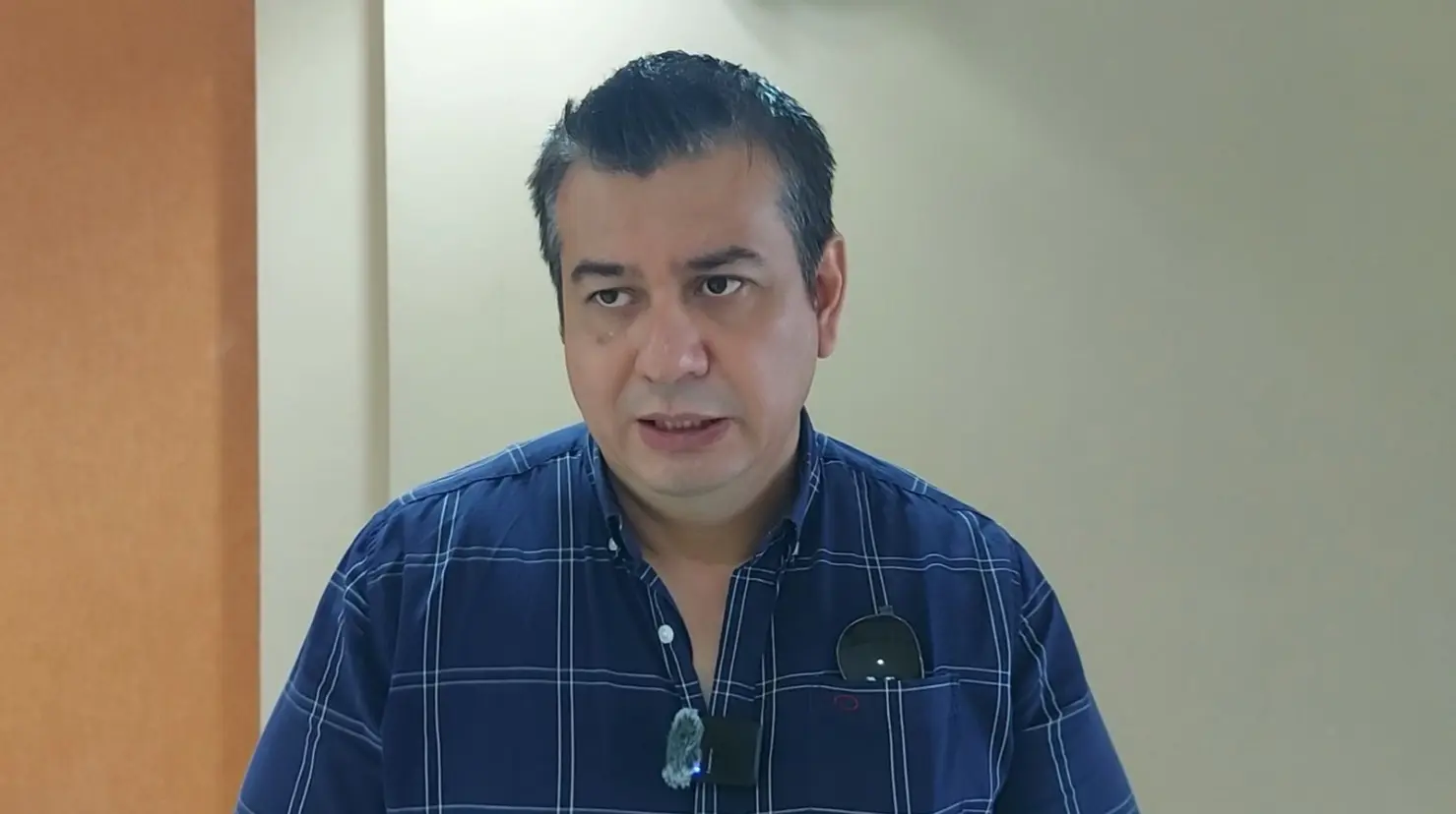 El delegado de la SEC dijo que los panales deben ser reportados para que pueda ser tratado por personal debidamente capacitado