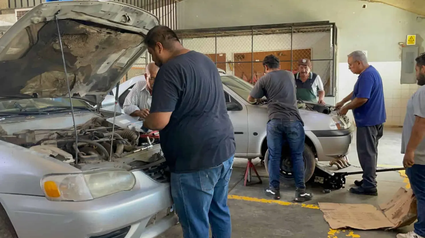 Se tienen estudiantes del área de mecánica y otras especialidades que se incorporaron al mercado laboral o abrieron su propio negocio
