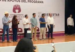 Secretaría del Bienestar entrega apoyos