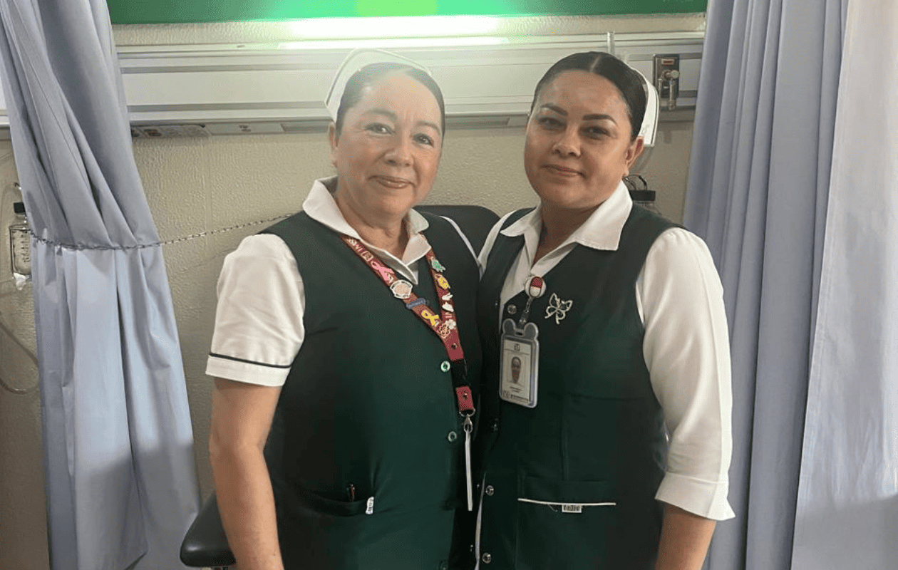 Lupita y Benita: las enfermeras del IMSS que hacen más humano el tratamiento de cáncer infantil