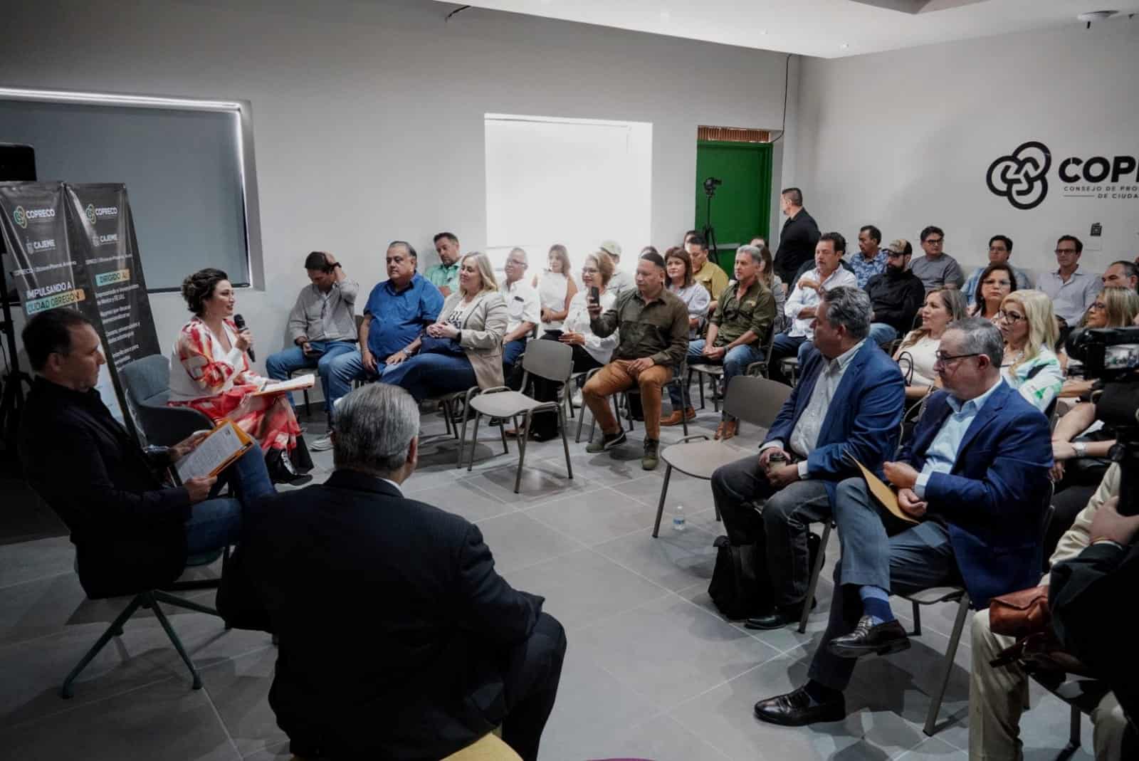Empresarios del sur de Sonora y Arizona sostienen encuentro en Cajeme