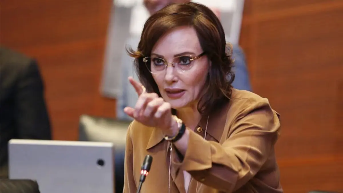 Lilly Téllez alaba a Trump en foro estadounidense, pues "provocó el cambio de estrategia de seguridad en México