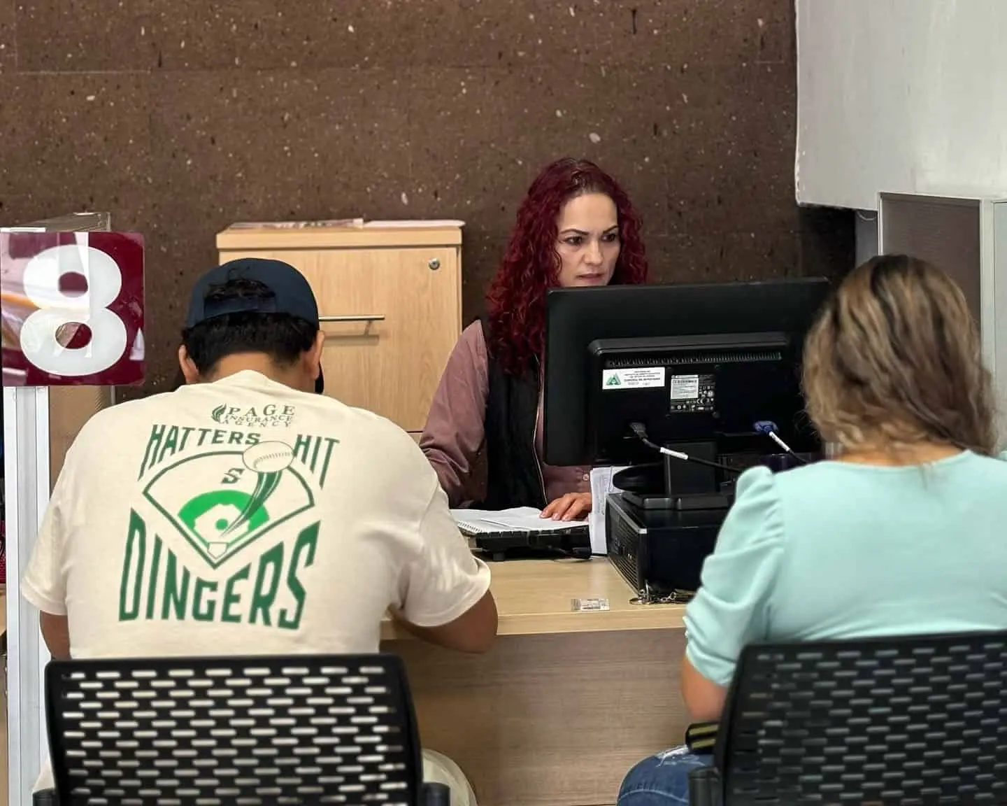 Los registros se hacen en línea a través del portal oficial becasycredito.sonora.gob.mx también se pueden acercar a las oficinas del instituto ubicadas en Cajeme en calle Sinaloa #666, colonia Centro y en Hermosillo en la colonia Valle Grande.