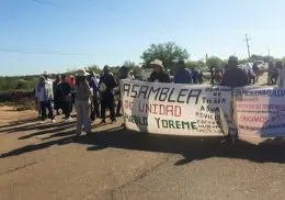 Bloquean inconformes carretera a Etchojoa