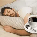 ¿Café antes de la siesta para recargar energías? Esto dice la ciencia