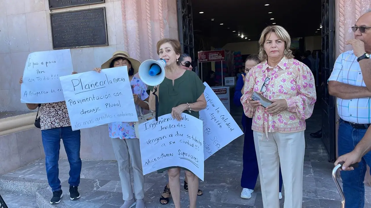 Con manifestación, cajemenses piden dar prioridad a drenajes colapsados
