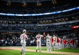 Red Sox remonta y derrota a Yankees en el juego 1 del comodín MLB 2025