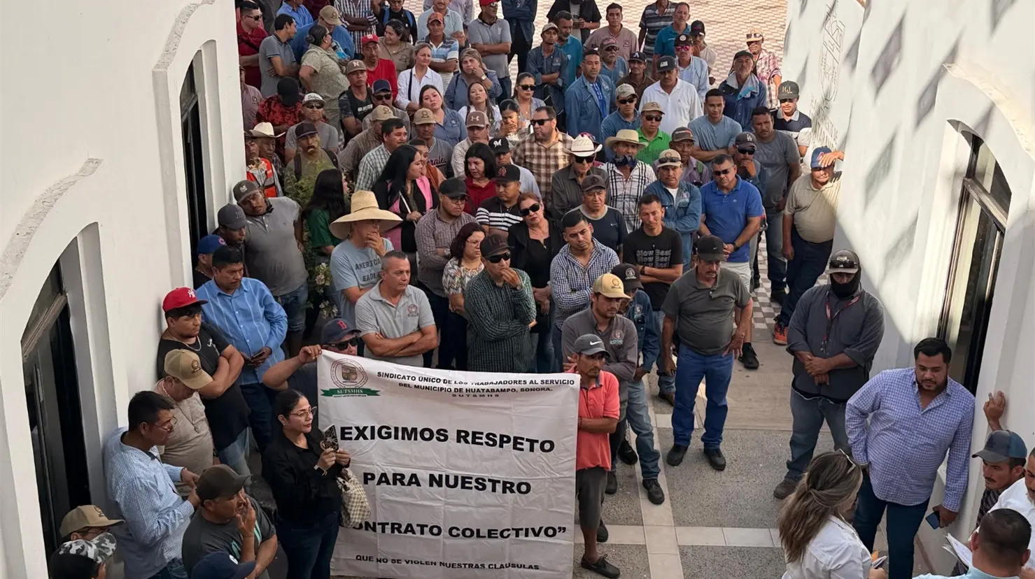 Sindicalizados del Ayuntamiento de Huatabampo exigen devolución de ISR