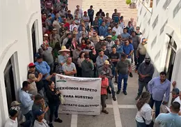 Sindicalizados del Ayuntamiento de Huatabampo exigen devolución de ISR
