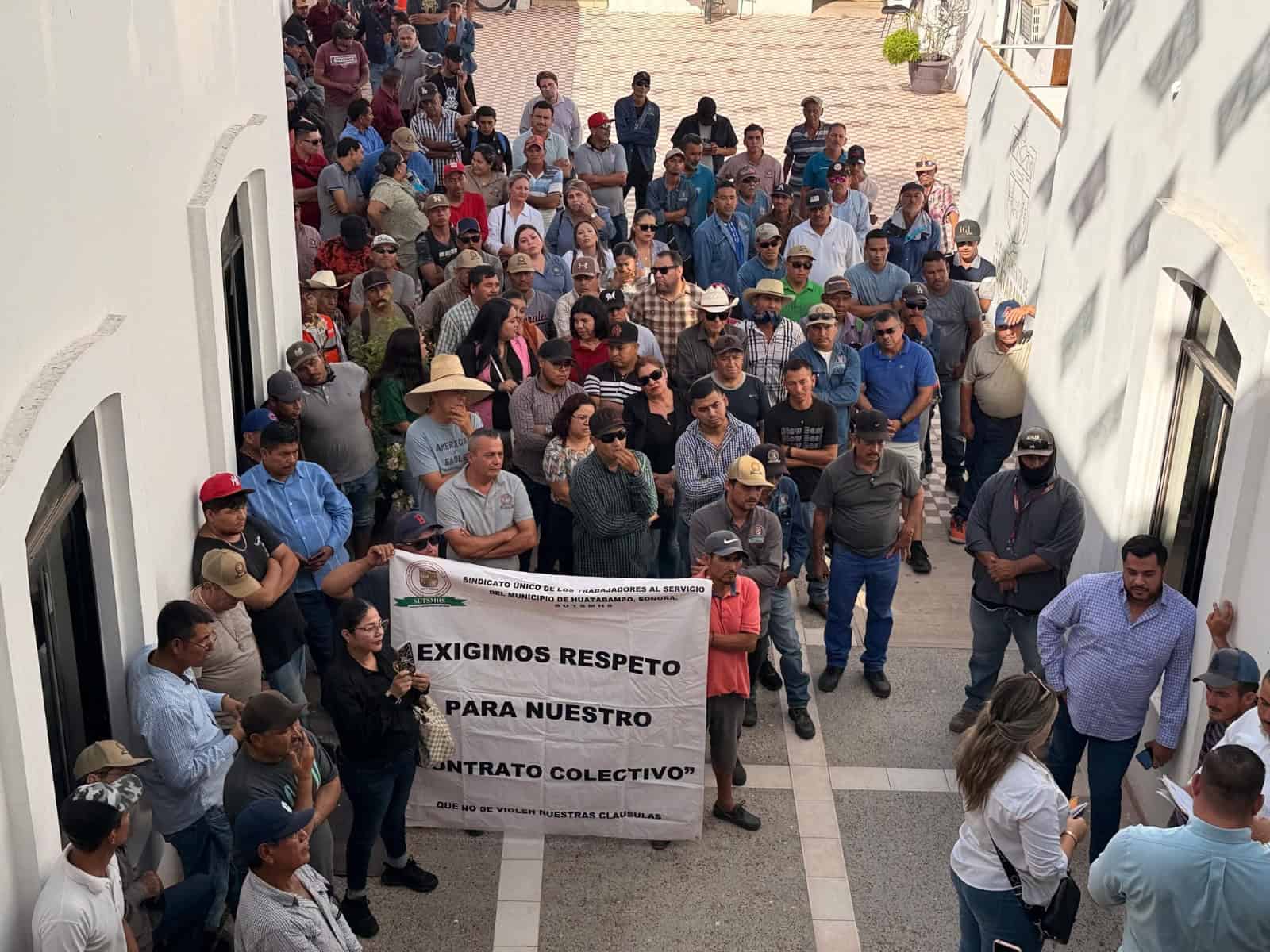Sindicalizados del Ayuntamiento de Huatabampo exigen devolución de ISR