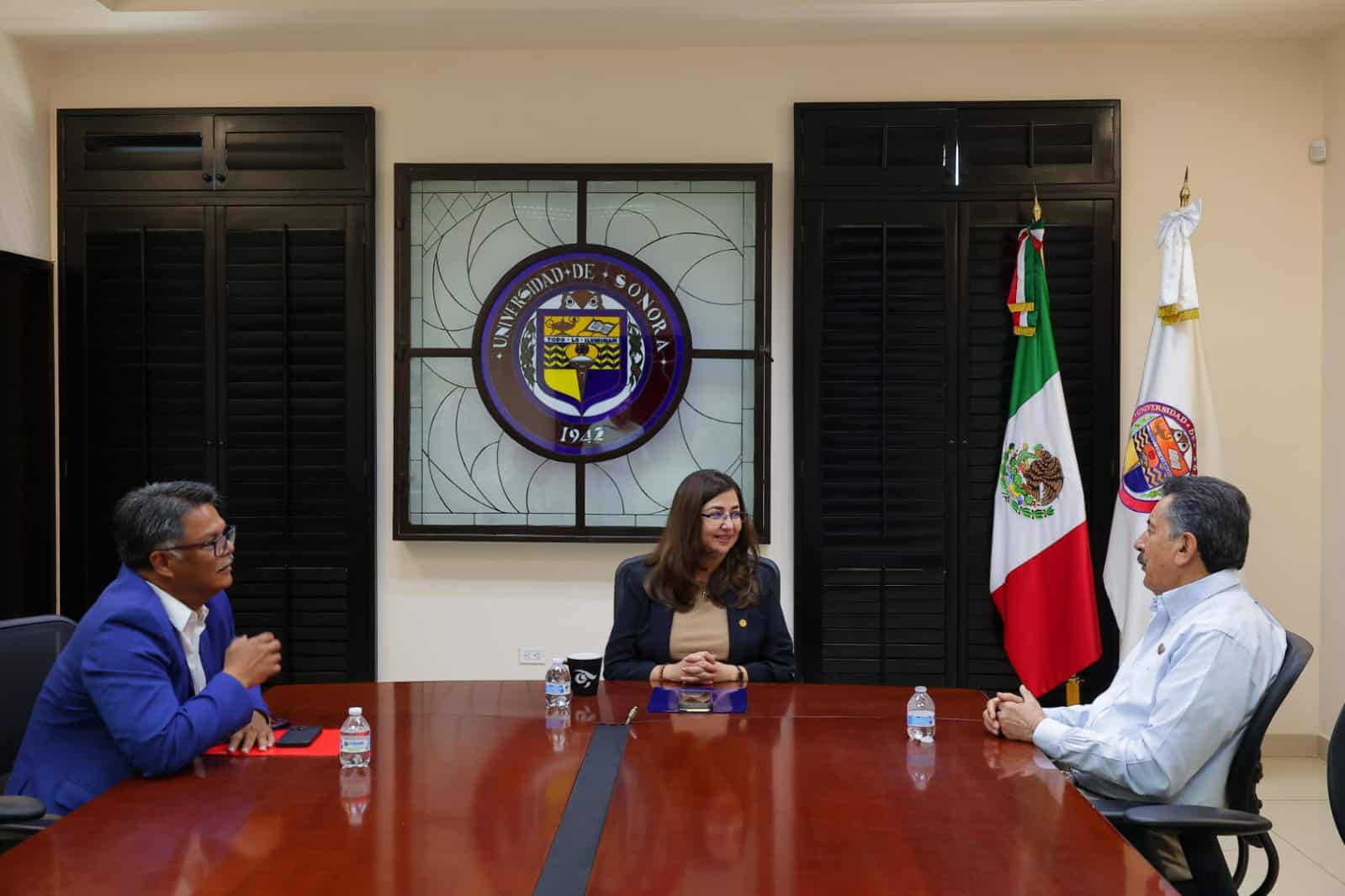Javier Lamarque fortalece vínculos de colaboración con Unison