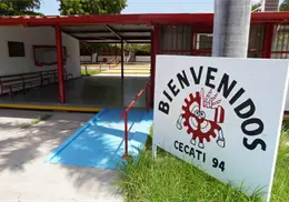 Dan atención a estudiantes con necesidades especiales