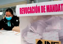 Morena propone adelantar revocación de mandato a 2027 para ahorrar en elecciones