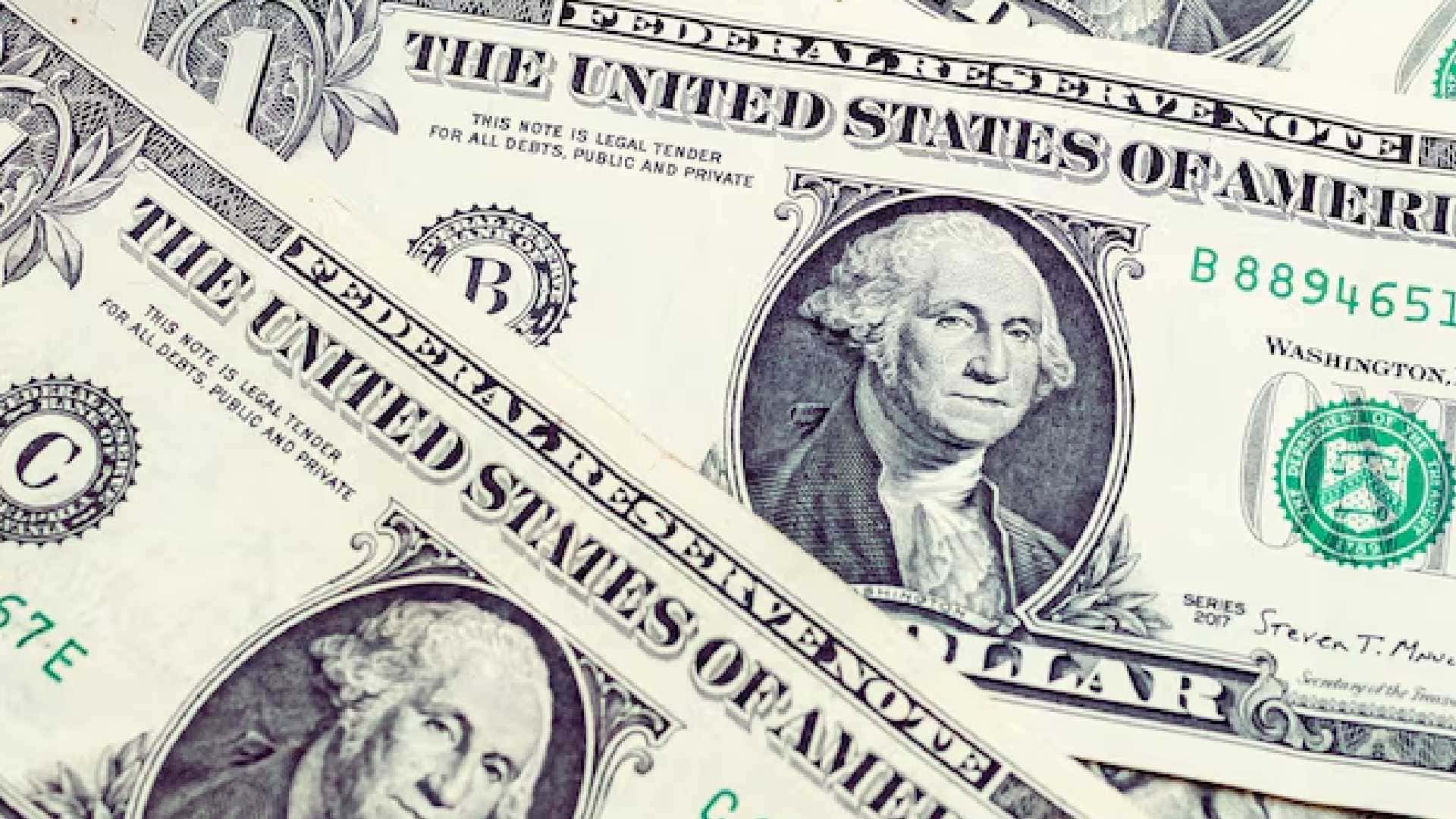 Precio del dólar hoy viernes 3 de octubre de 2025: Peso mexicano cierra la semana con retroceso