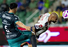 Mazatlán FC rompe su racha sin victorias y derrota al Atlético San Luis 2-1 en el Apertura 2025
